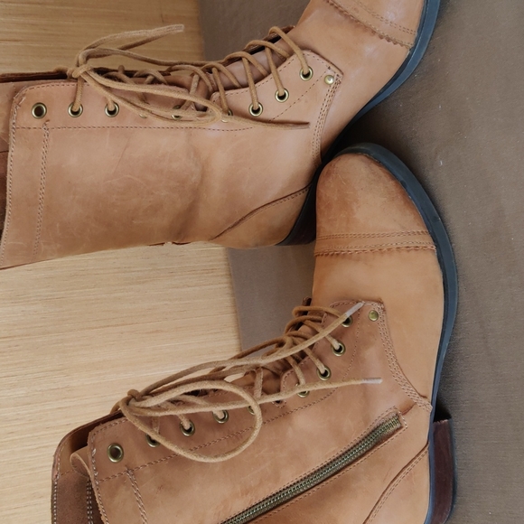 Aldo boots - Picture 2 of 5